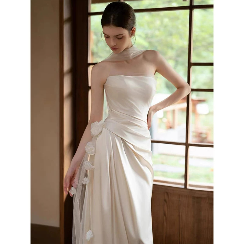 French-style strapless wedding dress, elegant satin, sophisticated white engagement gown, simple and elegant for welcoming guests and going out