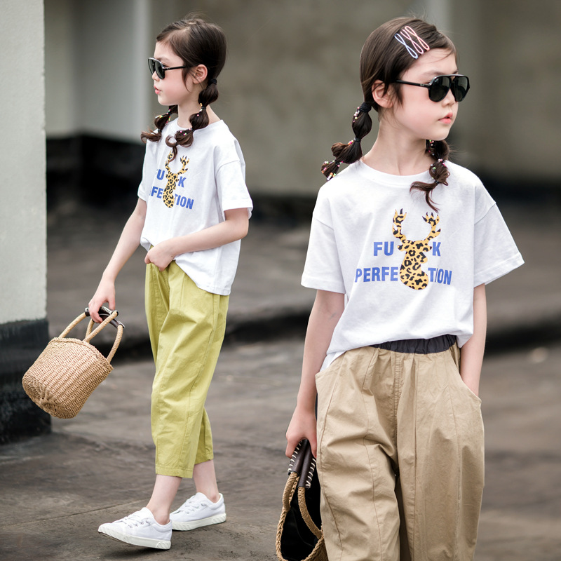 Camiseta de manga corta para niñas 2023 nueva Camiseta de algodón para niños medianos y grandes suelta estilo occidental para niños camisa de fondo blanca ropa de verano