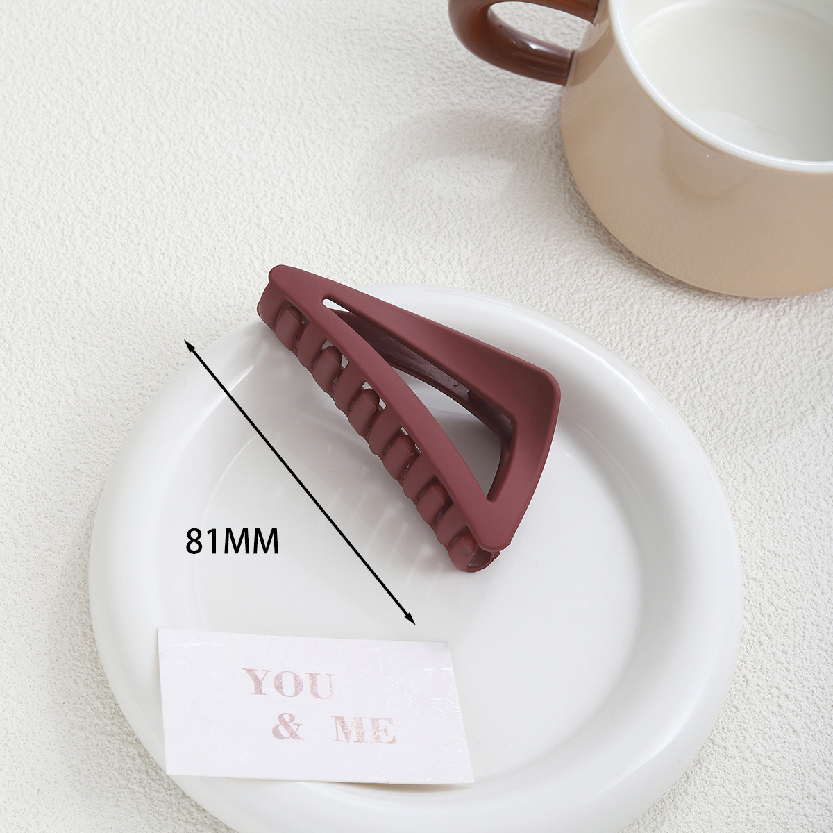 Burgundy triangle gripper 8cm