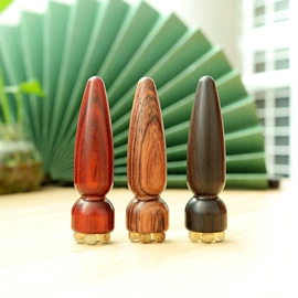 美发梳;木质工艺品;经络保健器材