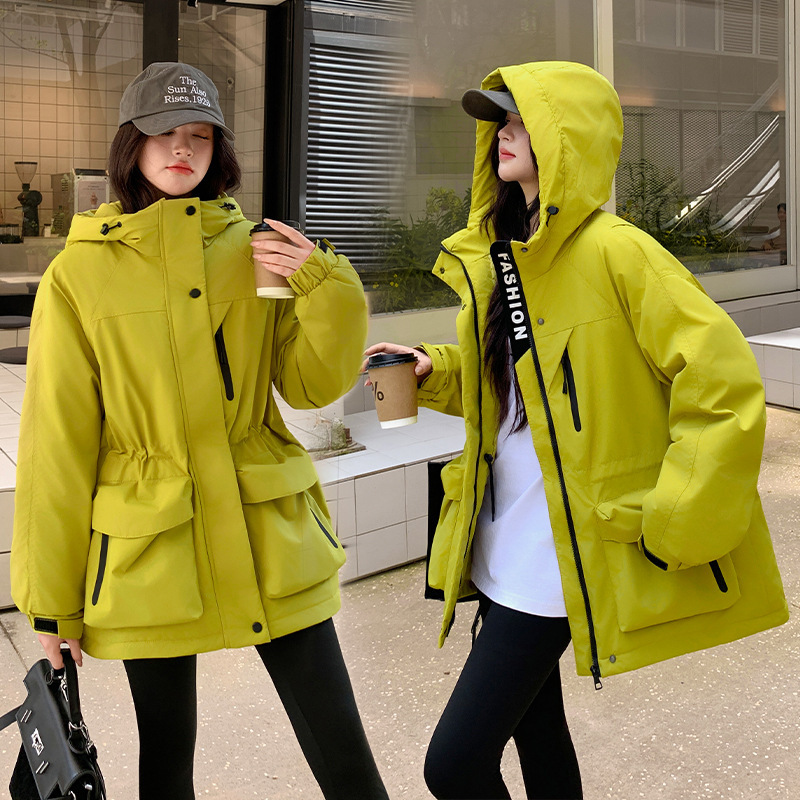 Herramientas de asalto chaqueta con capuz 2025, otoño y invierno nuevo estilo de alta sensación relajado abrigo de moda casual caliente