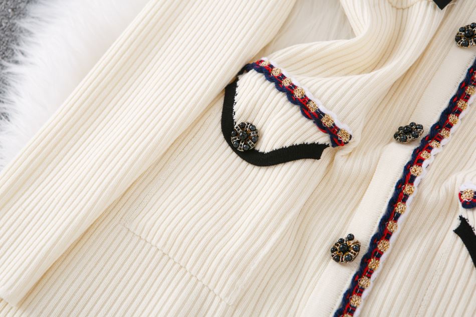 Bow-Knot Long Sleeve Knit Dress - Slim Fit Bodycon Sweater Dress For Autumn/Winter (Black/Red/Beige, S/M/L/Xl)_ecoleips.com