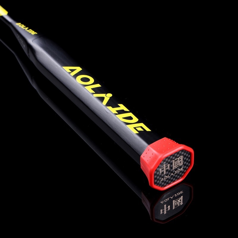 オーレード10uバドミントンラケットの規格品は全炭素の新型の超大黄蜂のシングルショットで超軽量です。|undefined