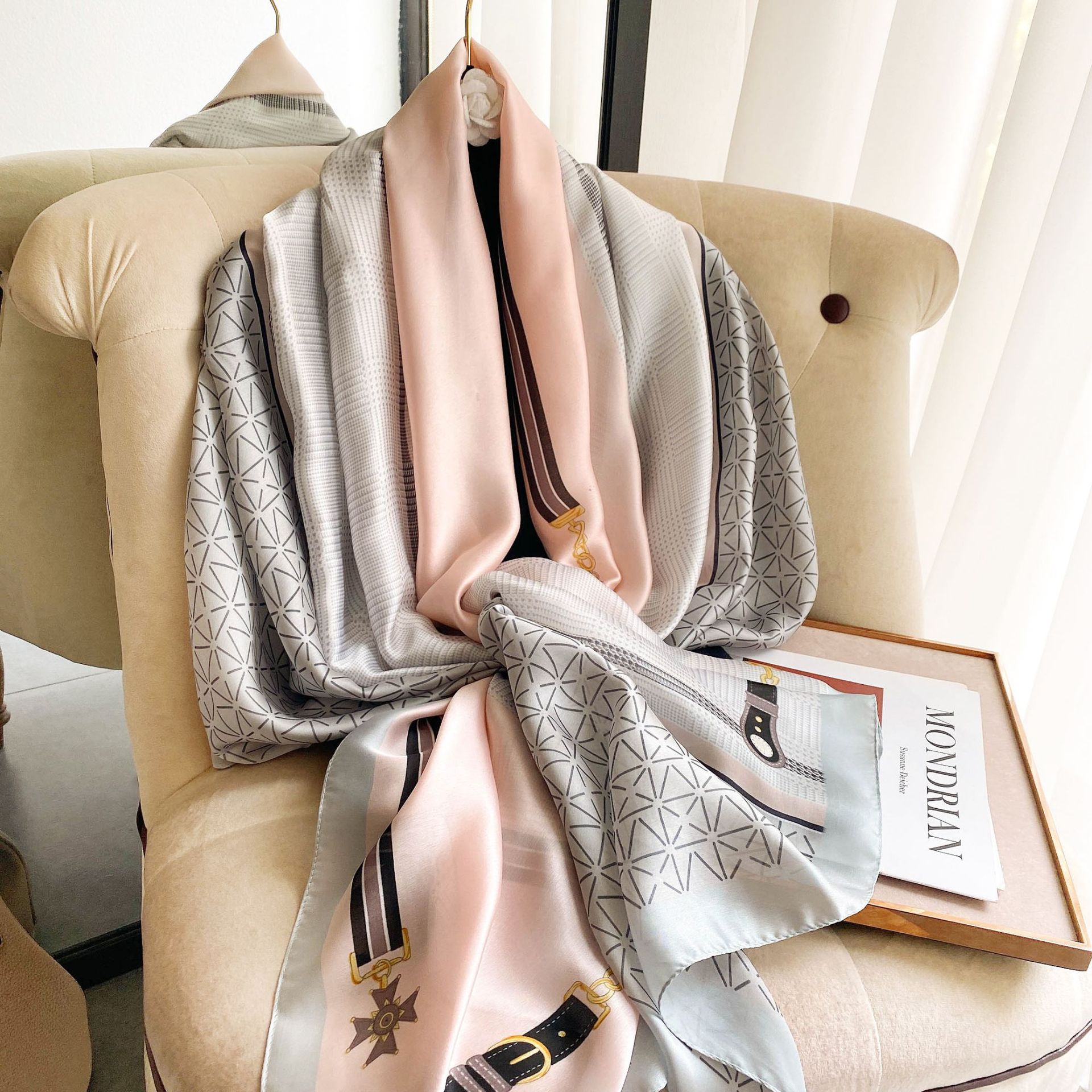 Silk Scarf Women's Spring and Summer Fashion Imitation Silk Travel Versatile Lightweight Air Conditioning Shawl_voghion.com