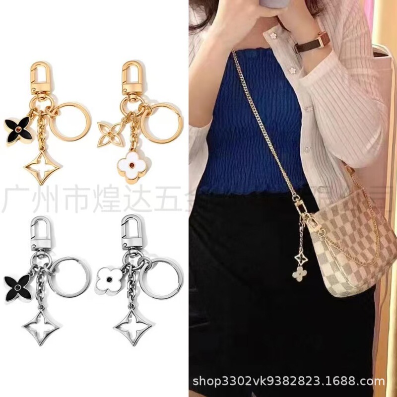 メーカー卸売新しいキーホルダーペンダントバッグ四つ葉のクローバーペンダント変換ペンダントクリエイティブ小さなギフトペンダント|undefined