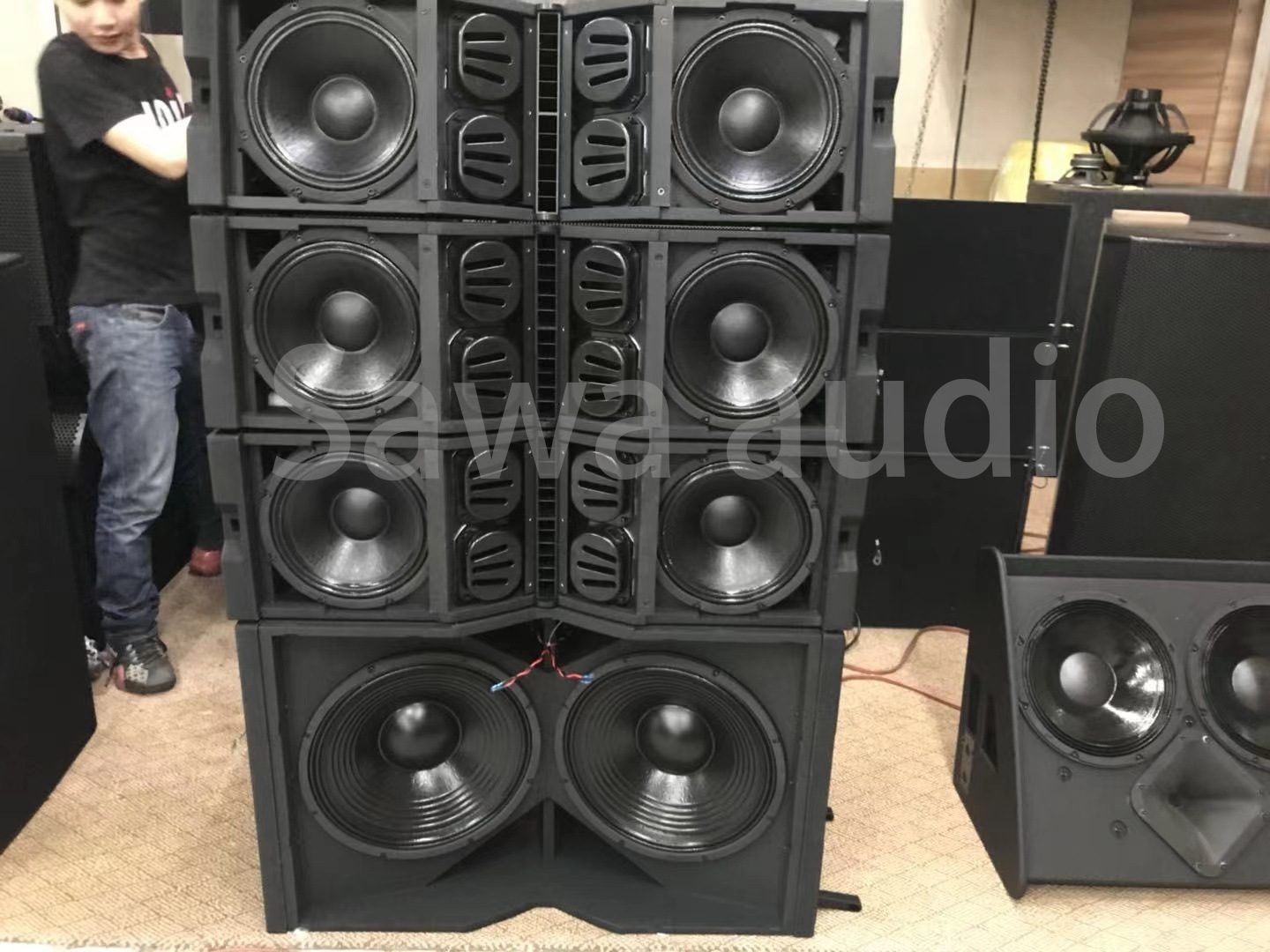 Dual 10 pulgadas sonido de frecuencia de tres divisiones profesional al aire libre concierto de alta potencia bar escenario sonido de matriz de línea