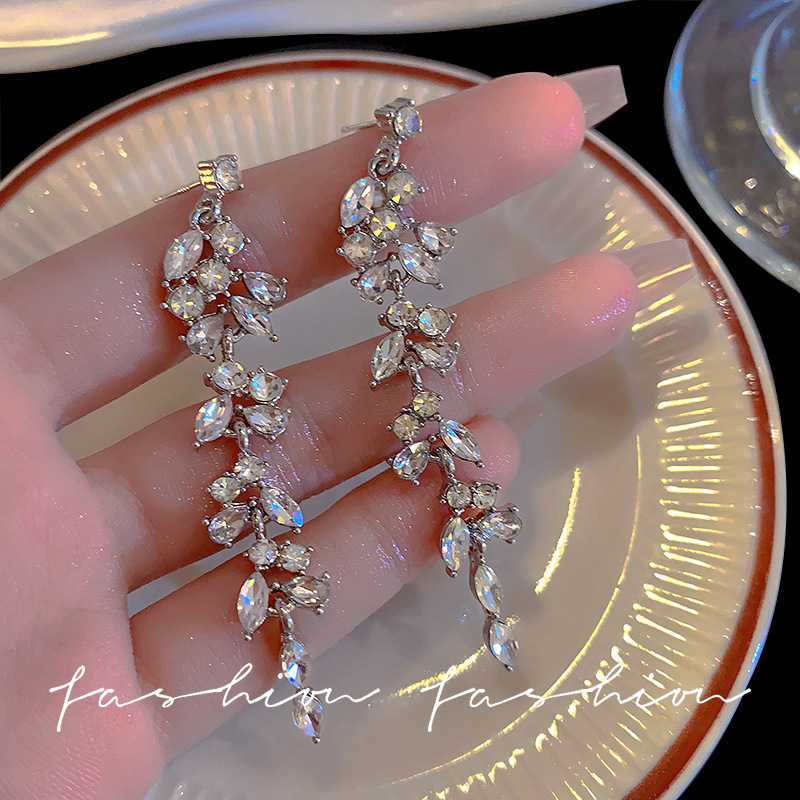 S925银针微镶锆石叶子流苏耳环耳钉轻奢精致时尚个性百搭耳坠耳饰