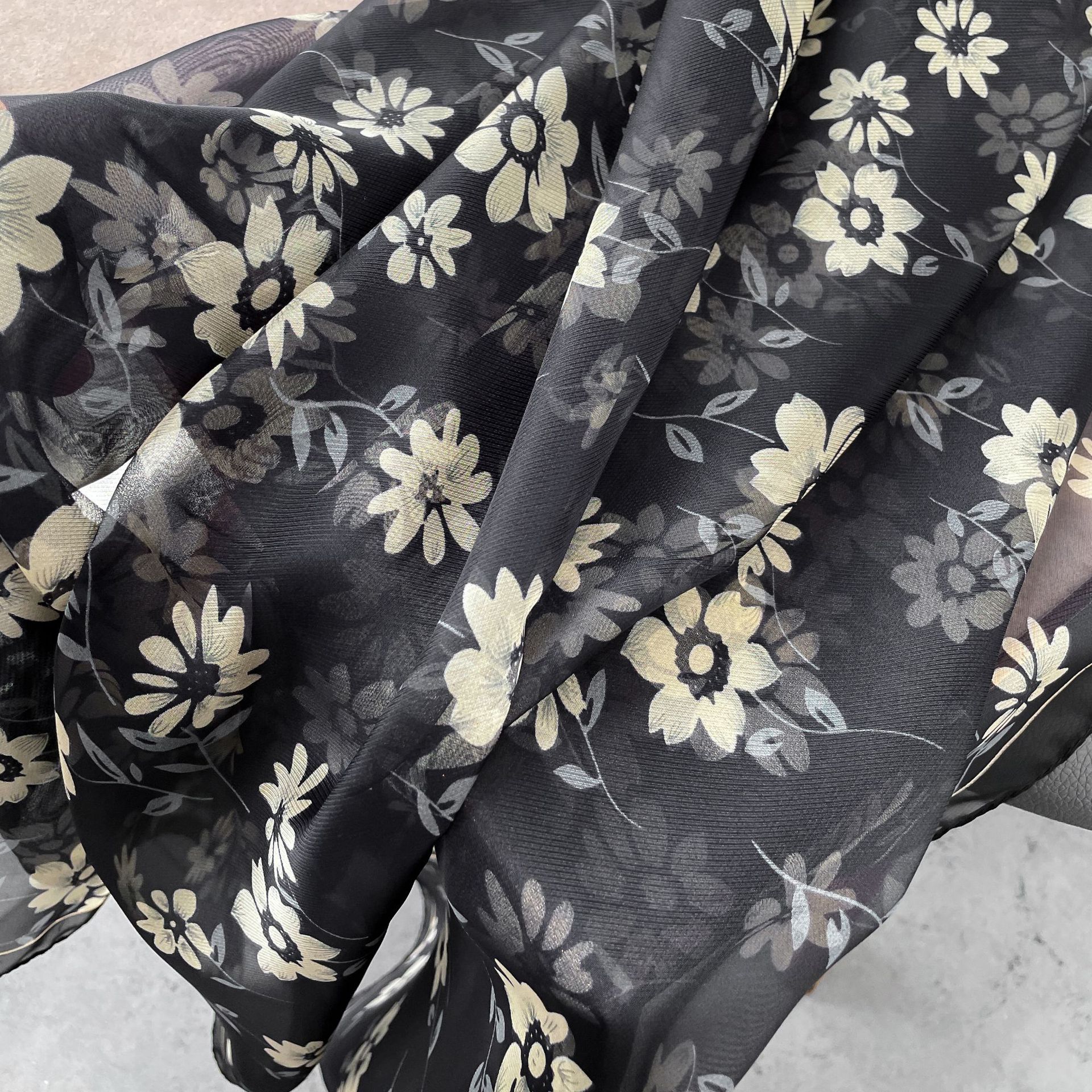 Chiffon Moda Primavera/Verão Temperamento Novo Cachecol Protetor Solar Cachecol Xale Ampliado Cachecol Feminino Férias Turismo Praia Cachecol_voghion.com
