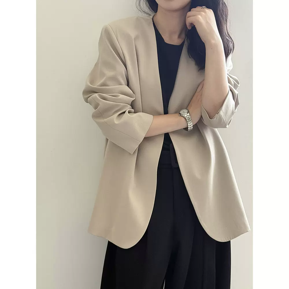 言双 气质无领西装外套女垫肩秋季新款高级质感宽松西服上衣82561