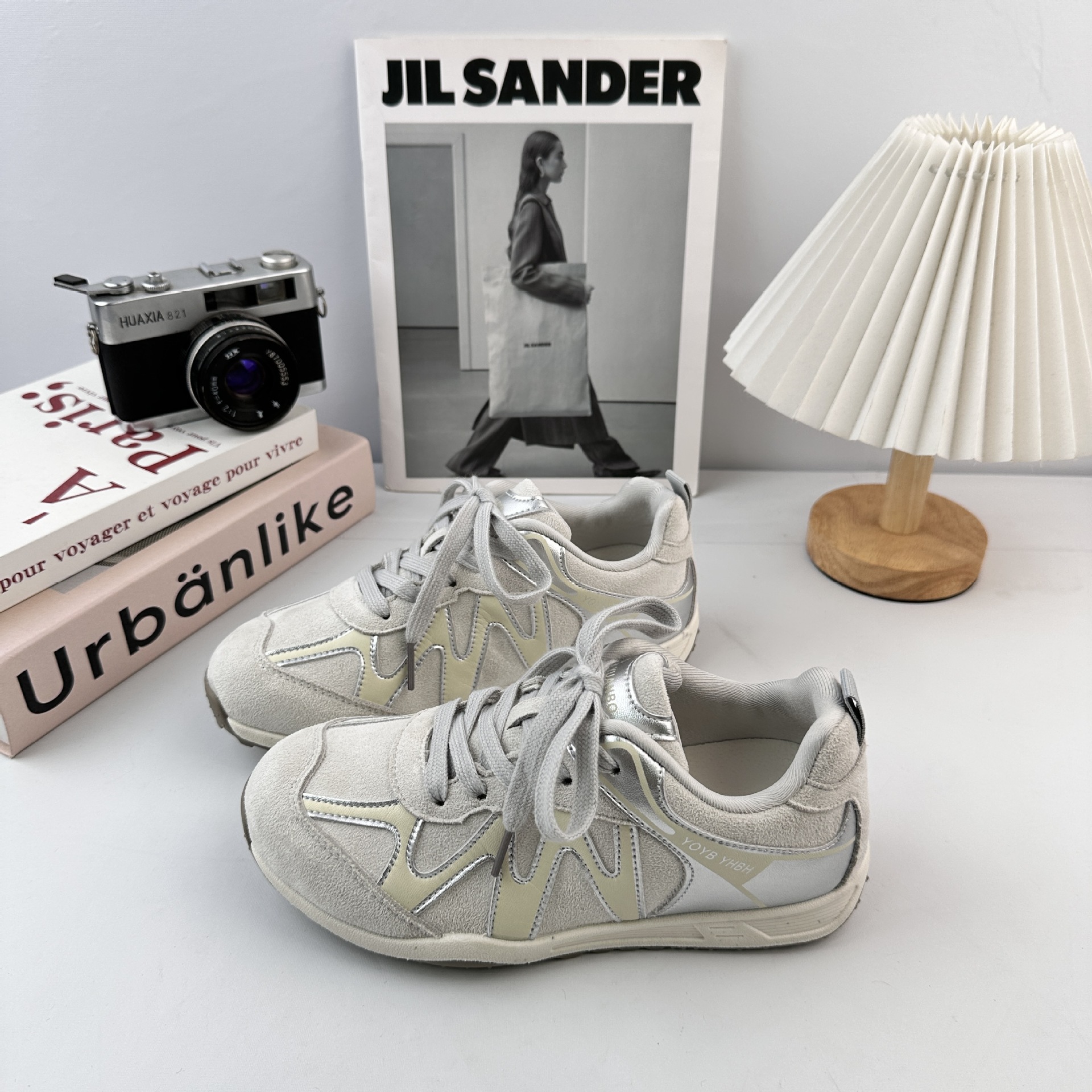 Yuanbo 2025 otoño nuevo estilo de moda casual zapatos de deporte ligero zapatos de carrera transpirables versátiles zapatos de entrenamiento Agand