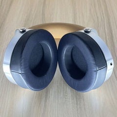 Hifiman海菲曼devaヘッドフォンの耳カバーのパッドを適用します。