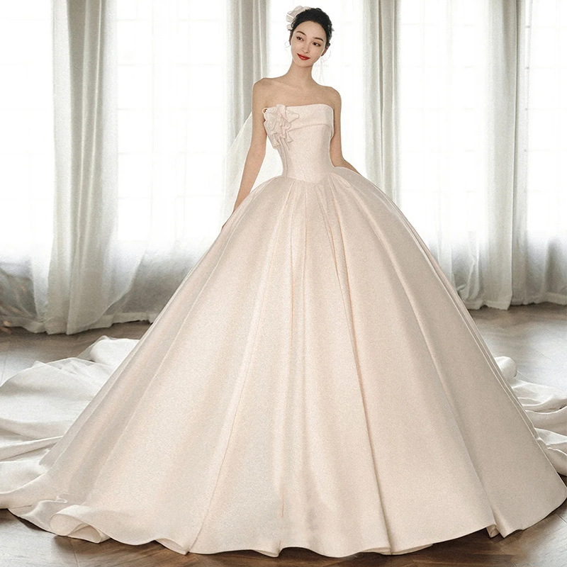 Satin Main Wedding Dress 2022 New Bride High-grade Texture Simple Super Fairy Mori Style Tube Top Out Yarn White Trailing