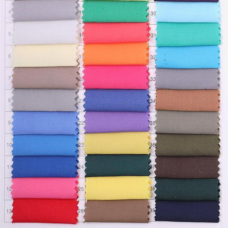 2022 nueva moda sólida teñida TC 65 / 35 115gsm tela de poliéster plano, para el trabajo uniforme