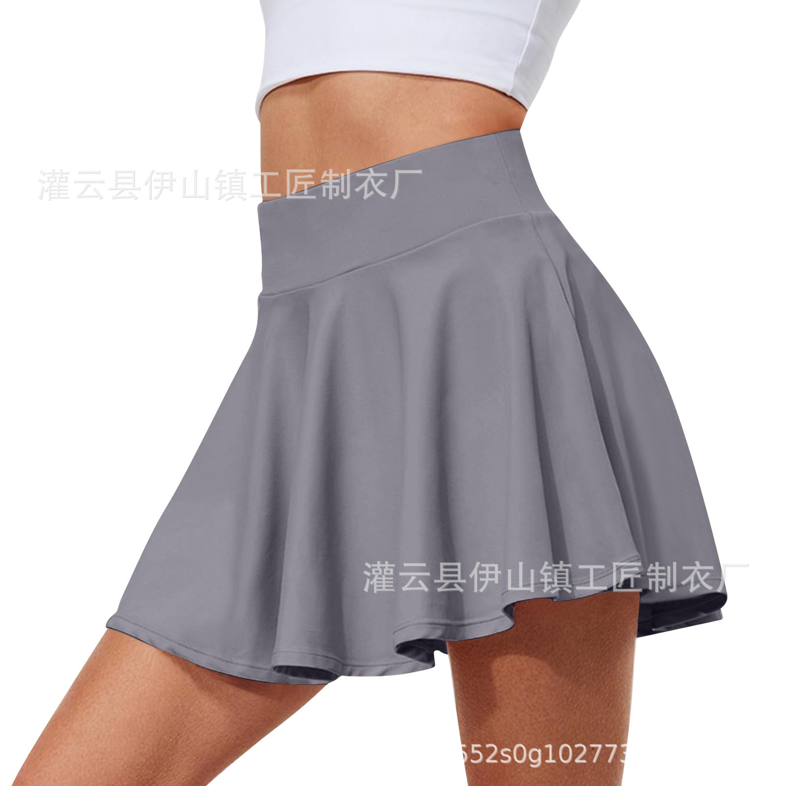 Falda corta plisada delgada para mujer, estilo casual, cómoda y versátil, para deportes al aire libre en otoño e invierno, disponible en Amazon Europa y América.
