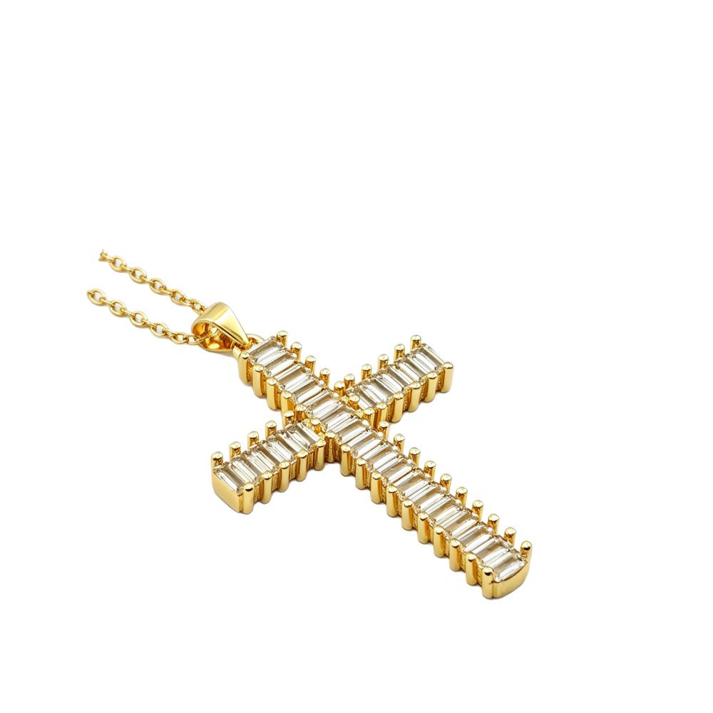 Cross-Border Hot-Selling Copper Gold-Plated Personalized Zircon Pendant High-End Unisex Cross Necklace Light Luxury Chrome Necklace Jewelry