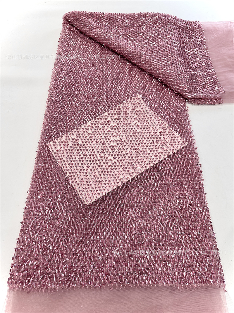 Fábrica de stock de bordado de sequinilla medio rollo de cebolla dorada multicolor ropa de brindis de alta fijación tela de vestido de cena