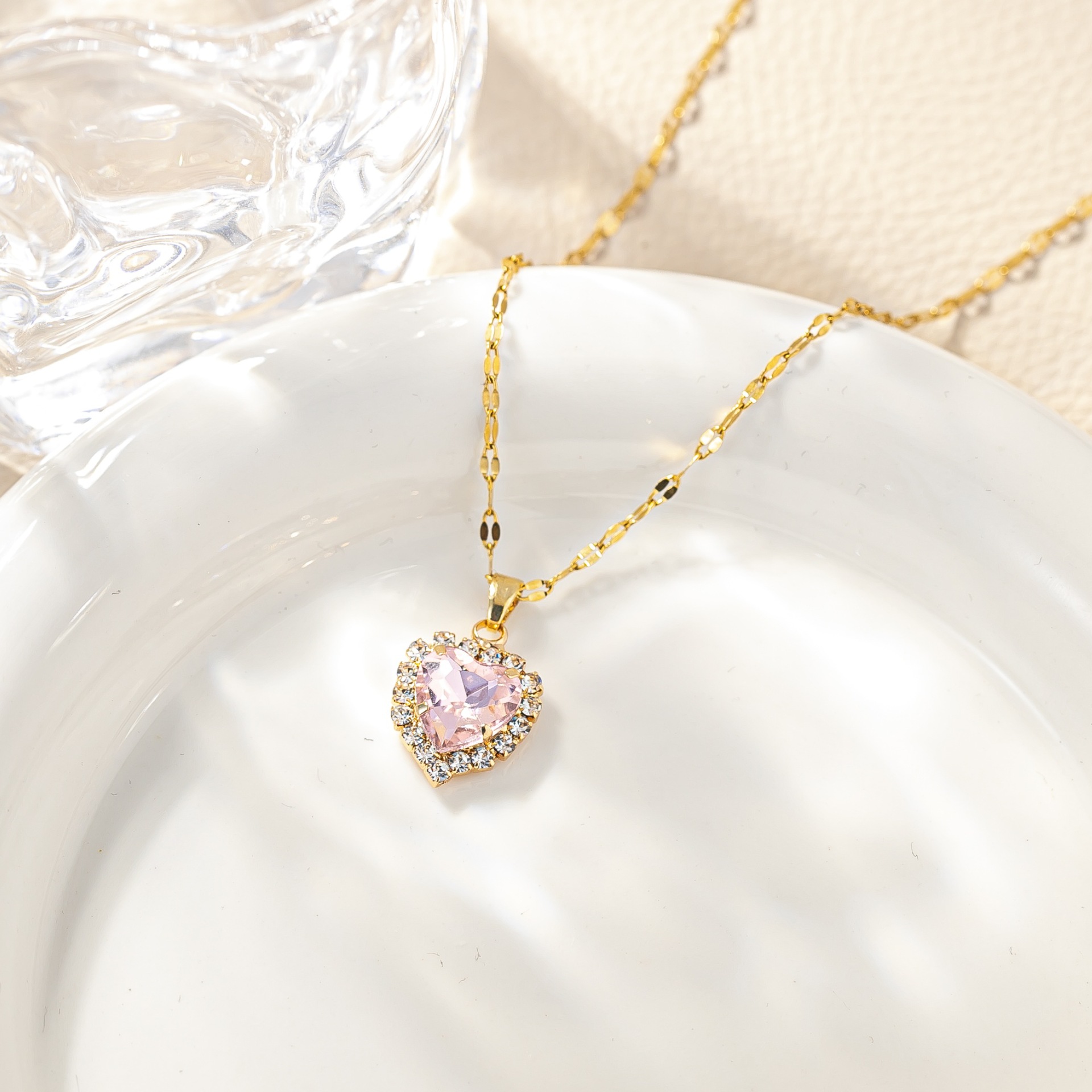 6g Weight Titanium Steel Pendant Material Zircon Inlay Material Pendant Necklace Classification Titanium Steel Chain Material 1 Piece Quantity Casual Occasion Titanium Steel Material Heart Shape Pattern Women's Gender Plating Design Simple Style Style Titanium Steel Simple Style Plating Heart Shape Zircon Pendant Necklace 9