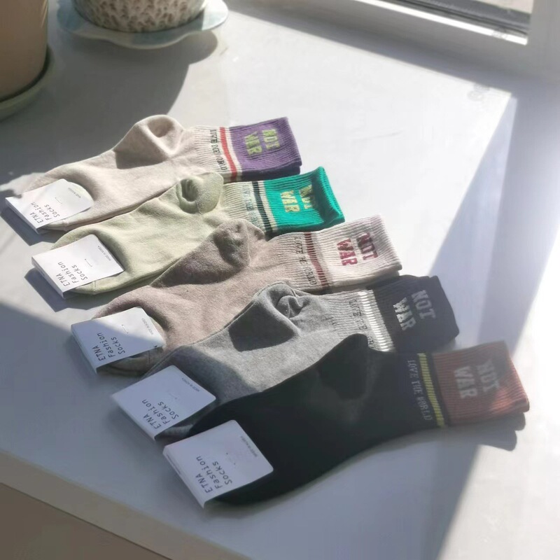 Autumn and winter New in stock mid-calf women's cotton socks fashion Sports color matching letters adult high-top socks etna South Korea socks Autumn and winter New in stock mid-calf women's cotton socks fashion Sports color matching letters adult high-top socks etna South Korea socks