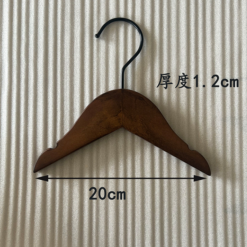 미끄럼 방지 홈이 있는 20cm 레트로 컬러의 새로운 애완동물 옷걸이