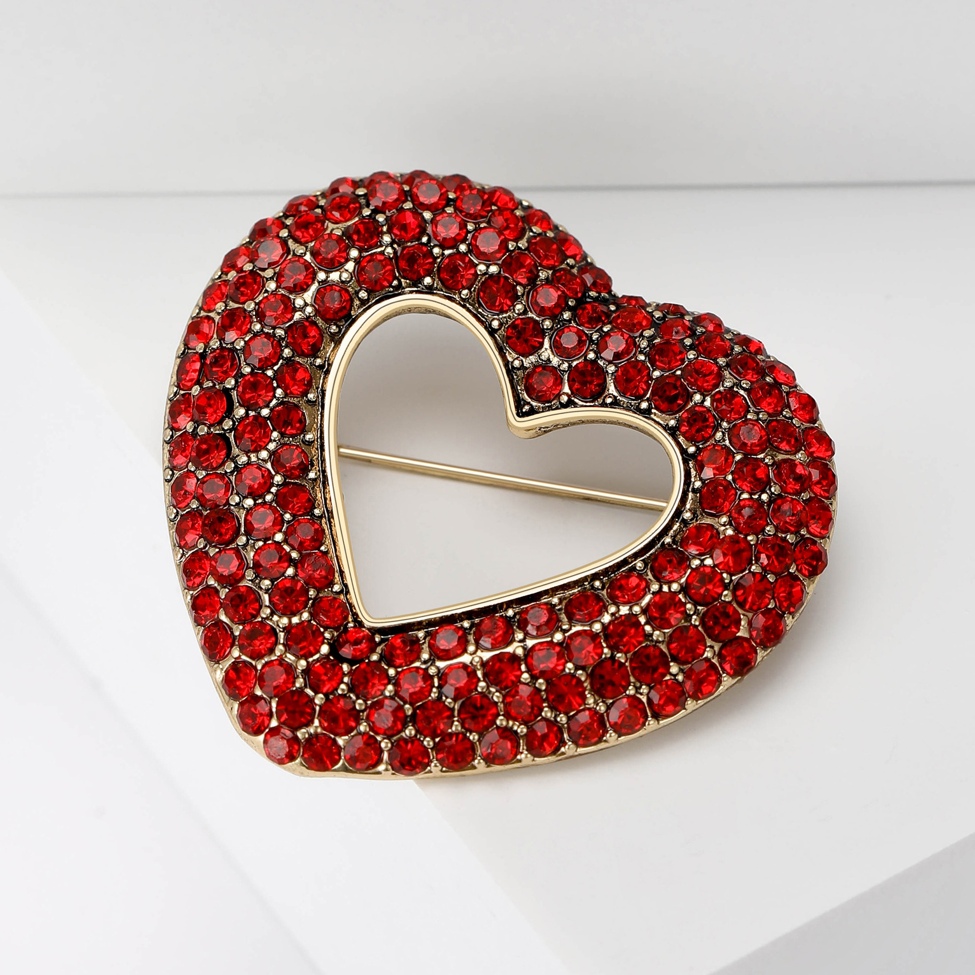 Vintage Style Pin Heart Shape Alloy Rhinestones Women's Brooches display picture 5