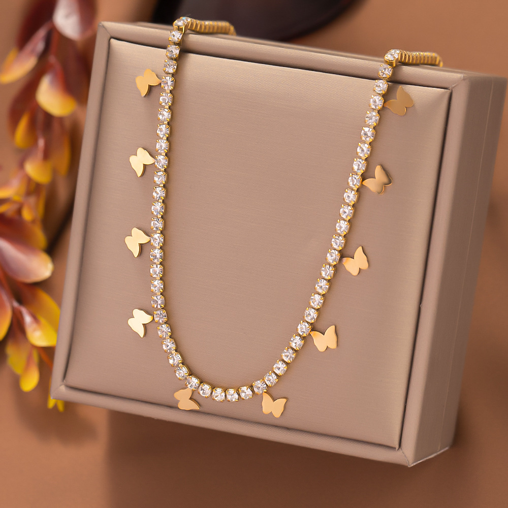 Daily Occasion 304 Stainless Steel Material Butterfly Pattern 304 Stainless Steel 18K Gold Plated Simple Style Inlay Butterfly Artificial Rhinestones Necklace