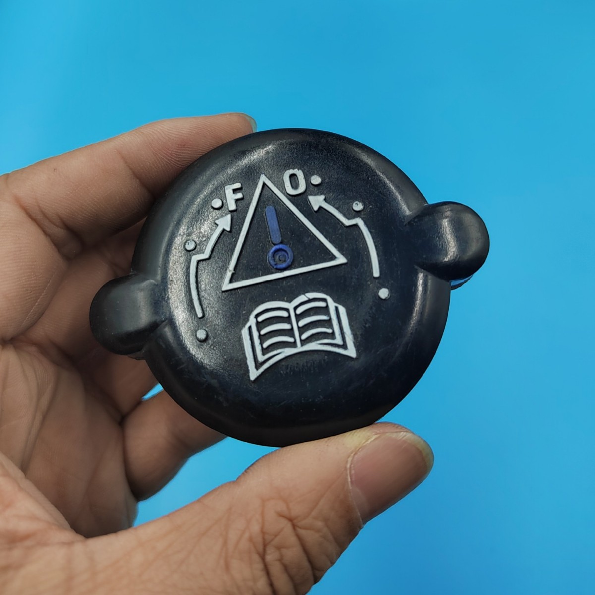 1306.C71306.841306.99 Is Suitable for Peugeot Citroen Water Tank Cap, Expansion Tank Cap, Radiator