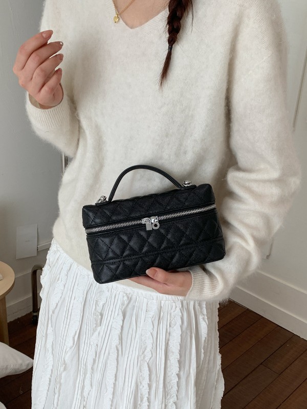 Corea del Sur nicho bolso de mano pequeña mujer 2026 venta caliente nuevo estilo de alta sensación de lujo ligero bolso de cadena de diamante