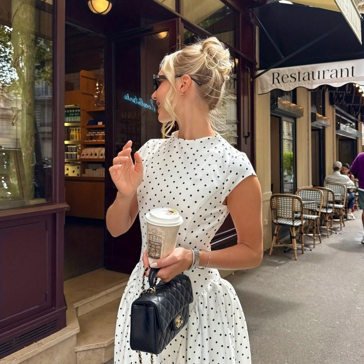 Retro Waist-Cinching A-Line Short-Sleeved Dress for Women 2026 Summer New Style Elegant Slimming Look Polka-Dot Long Skirt Vacation Dress