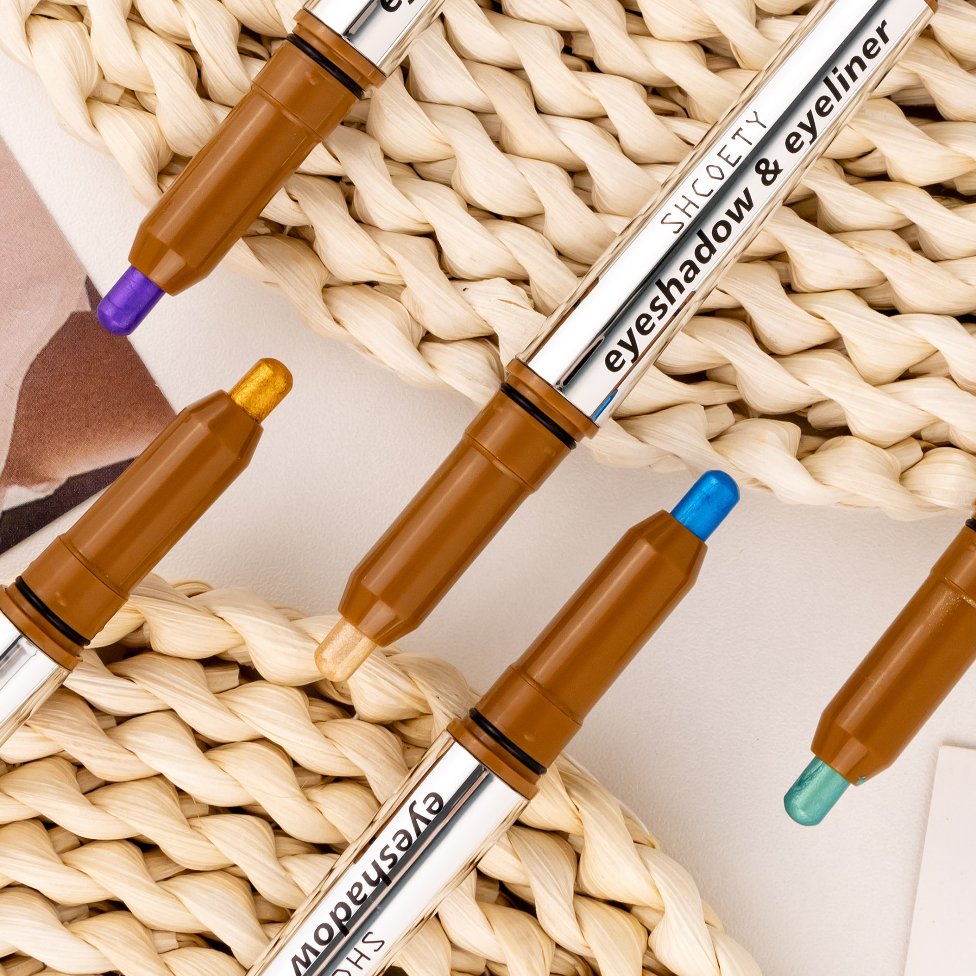 SHCOETY dual-head eyeshadow and eyeliner pen two-in-one lazy person high-gloss eyeshadow stick, waterproof and non-smudging, multi-color cross-border undefined