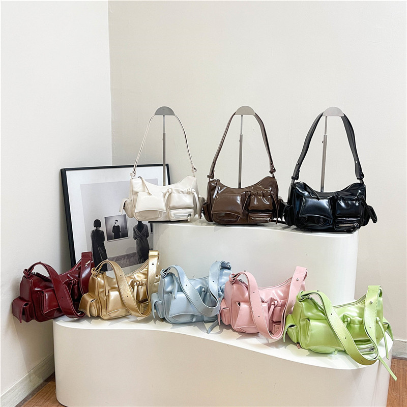 Niche Design Motorcycle Bag For Women 2025 New Fashion Retro Oil Wax Leather Shoulder Bag Trendy Commuter Crossbody Bag - Thumbnail 2