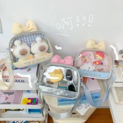 日系二次元マカロン色痛包斜め包小食量透明片肩学生10cm人形包谷子包