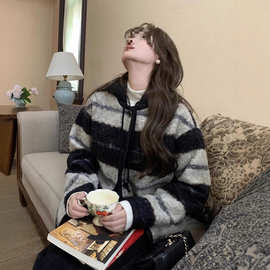 撞色条纹圈圈呢加棉连帽外套女2025秋冬季新款宽松保暖羊羔毛上衣