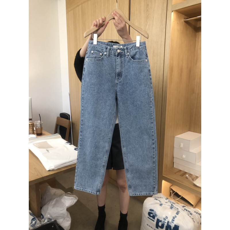 Now the New 2026 Autumn Collection of Korean Designer Cour*Ette Fashionable Straight-Leg Washed Jeans Now the New 2026 Autumn Collection of Korean Designer Cour*Ette Fashionable Straight-Leg Washed Jeans