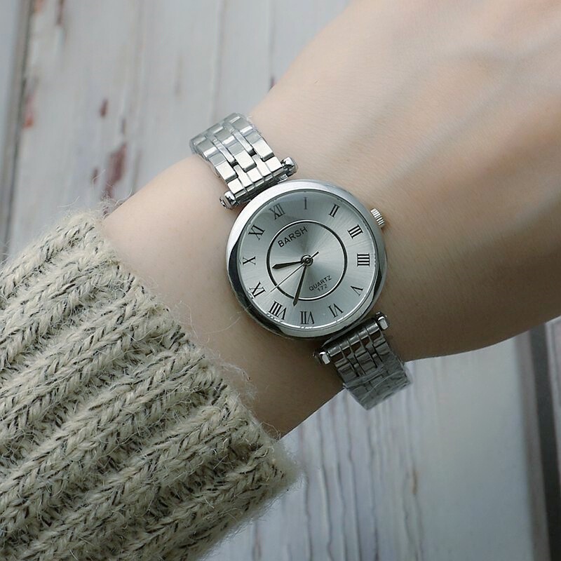 Roman Numeral Face Round Gold Watch Simple Ladies Steel Band Quartz Watch Boys and Girls Watch Steel Band Watch 172 Roman Numeral Face Round Gold Watch Simple Ladies Steel Band Quartz Watch Boys and Girls Watch Steel Band Watch 172