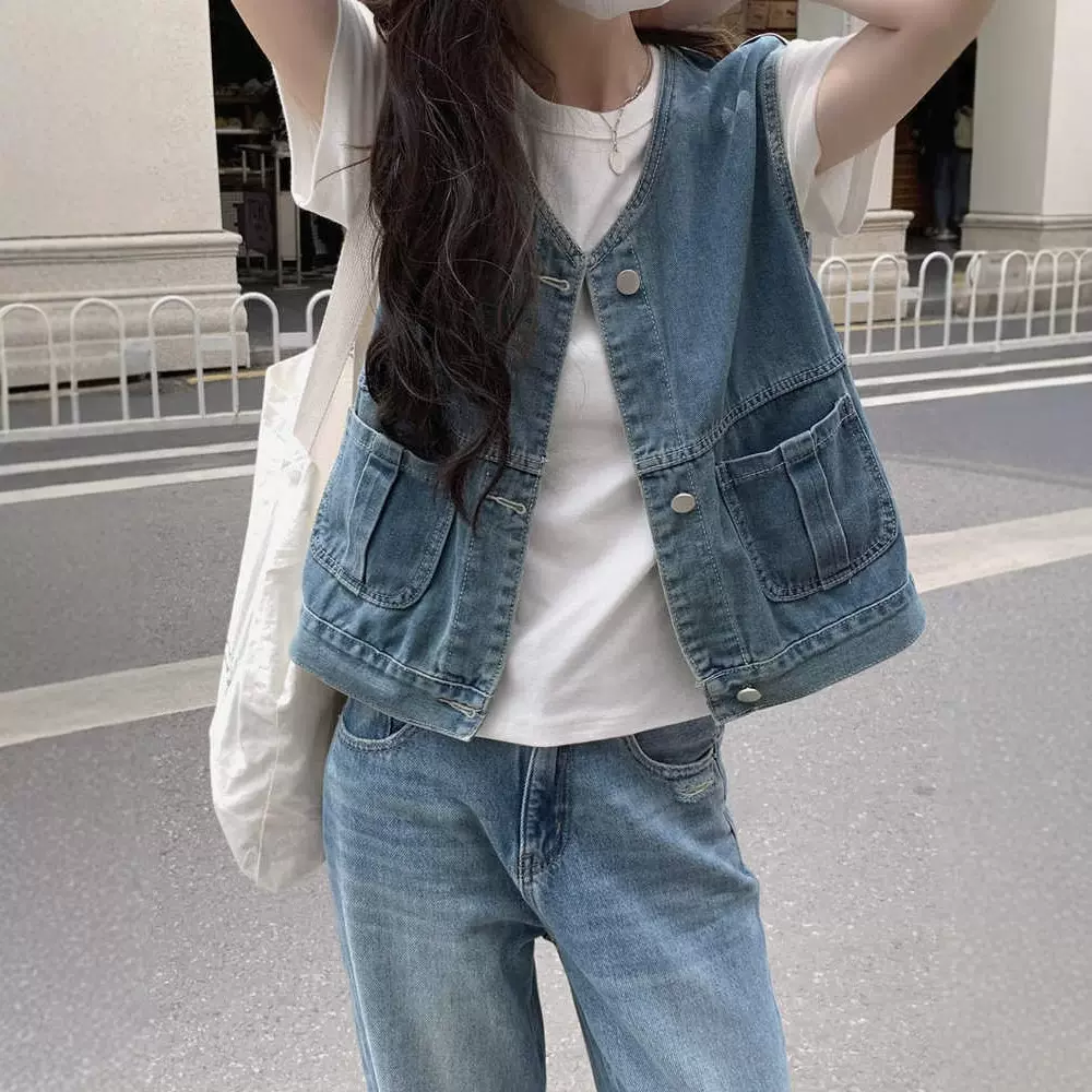 复古牛仔马甲女小个子宽松减龄港风短款V领日系背心叠穿马夹薄款