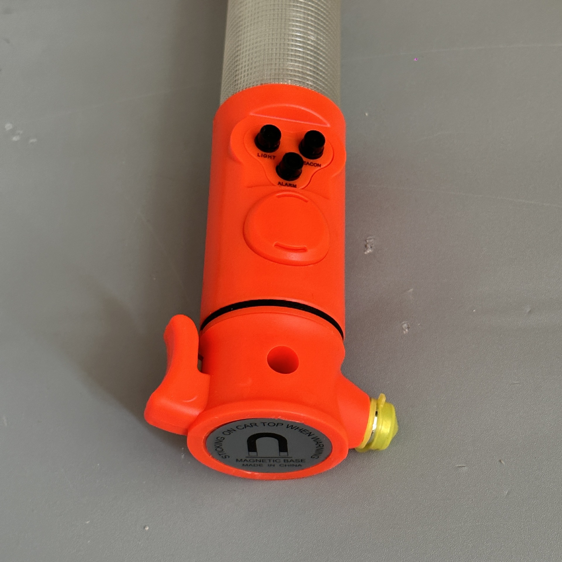 Car safety hammer six-in-one multifunctional high-brightness flashlight for breaking windows, in-car emergency escape rescue self-help tool