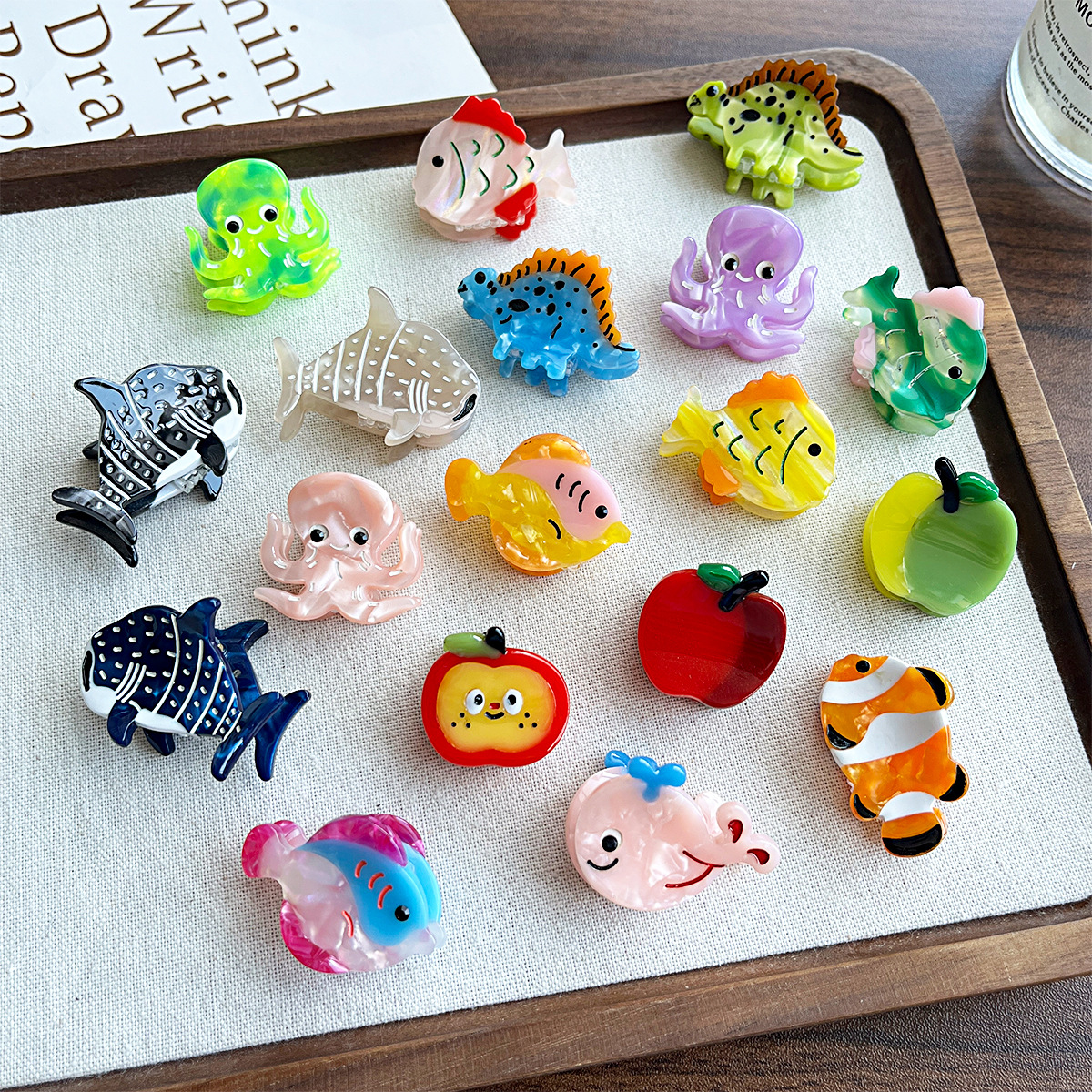 Mini pinza de pelo de acetato, pinza pequeña con diseño de tiburón de dibujos animados, pinza superior para mujer, accesorio para el cabello, estilo coreano lindo de alta gama para niños. image 1
