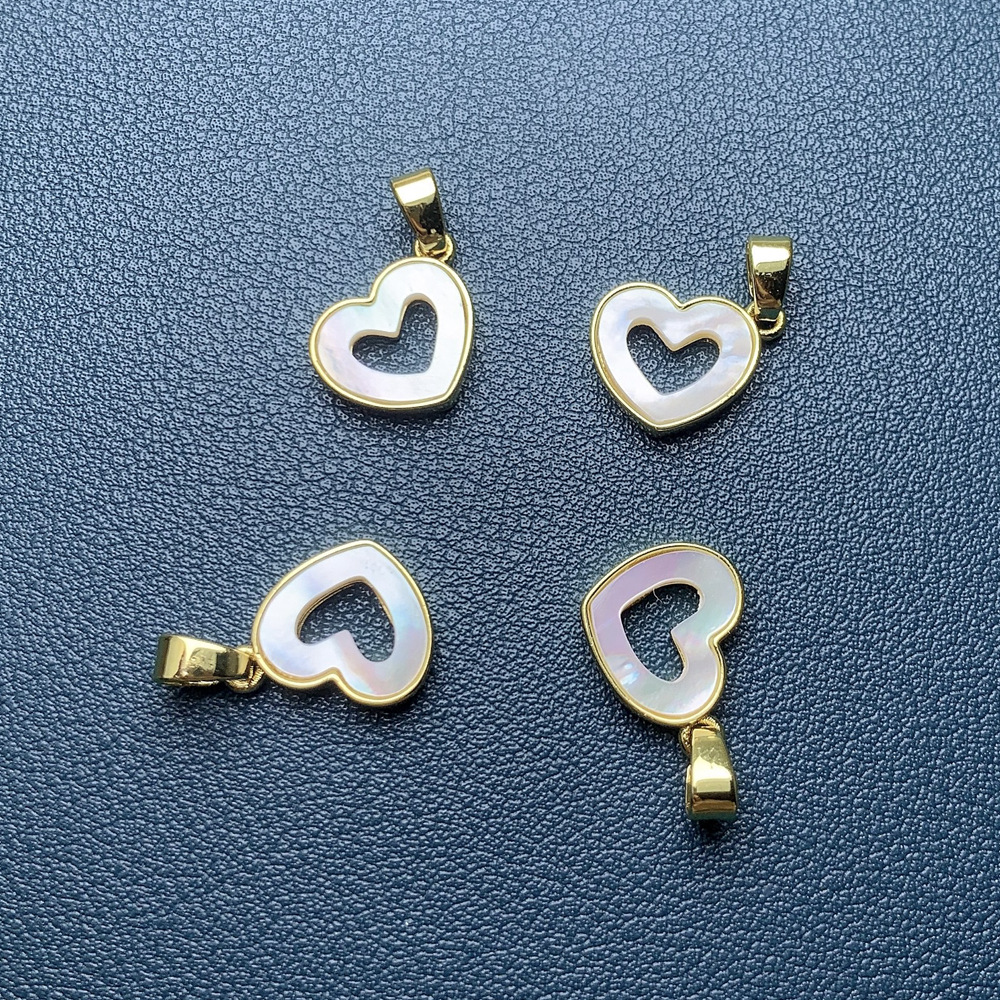 Copper Material 1 PCS/Package 13.4mm Copper Shell 18K Gold Plated Heart Shape Pendant