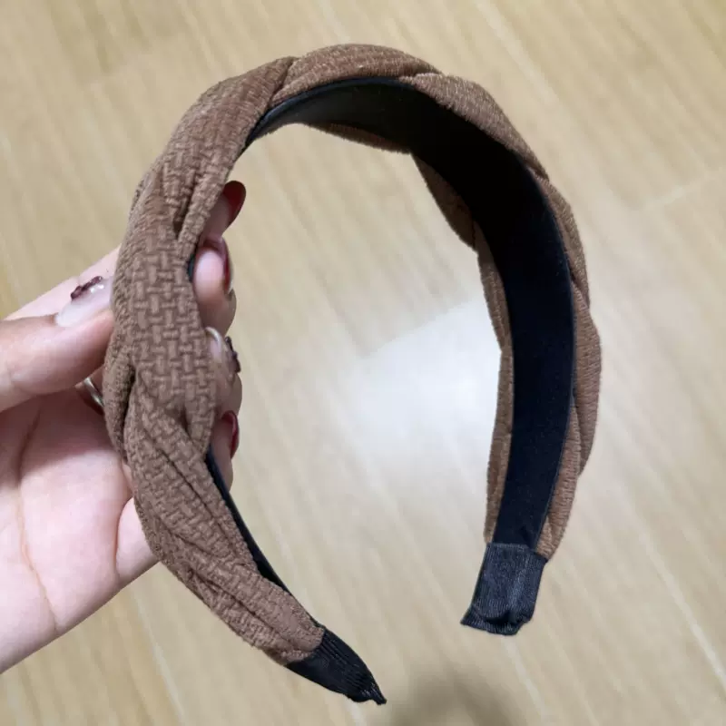宽边麻花发箍女2025新款咖色头箍外出百搭高颅顶气质压发发卡头饰