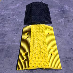 Rubber Speed Bumps, Community Anti-Pressure Speed Bumps, Highway Car Speed Limit Buffer Belts, Traffic Safety Facilities Speed Bumps