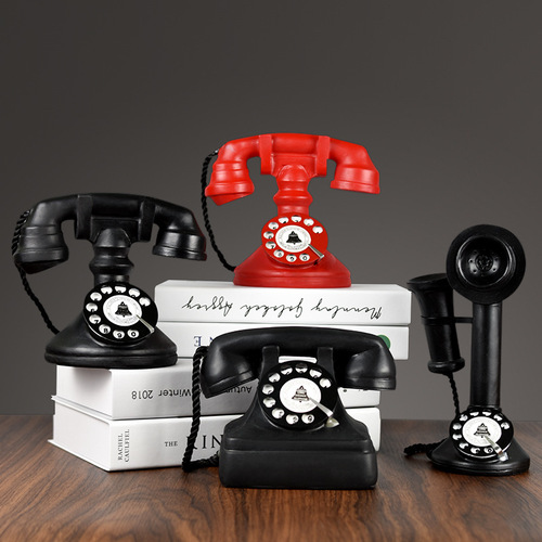Retro telephone, creative small ornaments, wine cabinet, bookcase, bookshelf, American study decorations