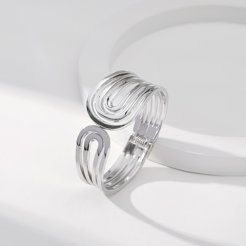 Retro Stripe Solid Color Alloy Womenu0027S Bangle 1 Piece