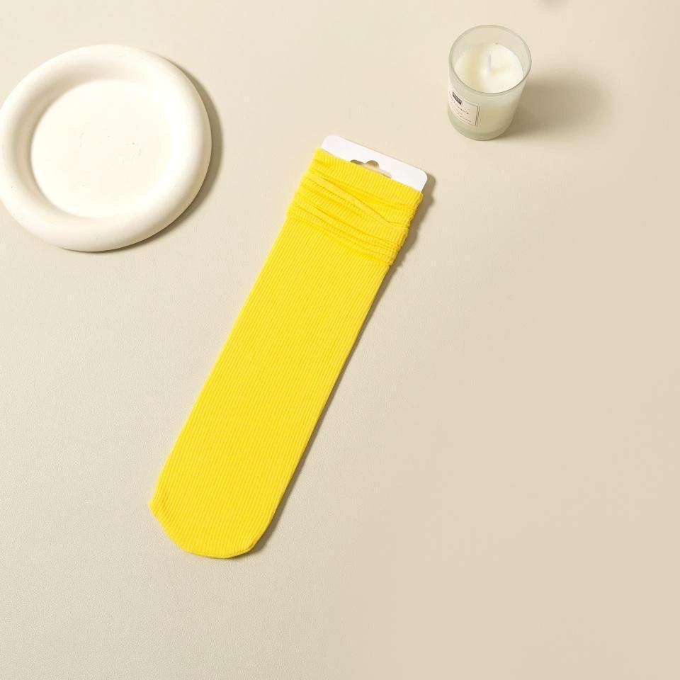 Zhuji весна и лето носки женские ледяные носки повседневные и универсальные, конфетного цвета пучки, прохладное ледяное шелковое дышащие носки средней калитки