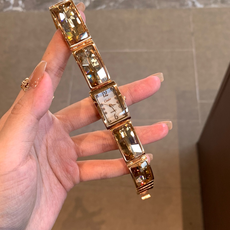High-End Diamond Watches, Women's Crystal Watches, Luxurious and High-End Feel, Popular Cross-Border Foreign Trade Women's Wristwatches, Direct from the Source