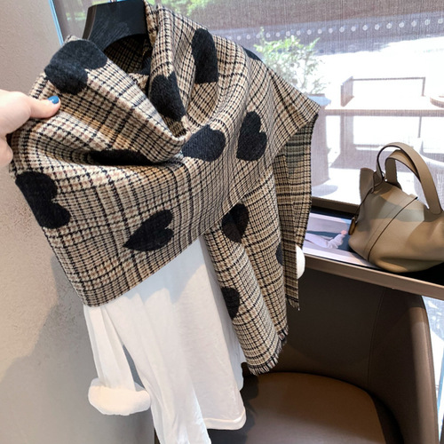 Shawl autumn Korean version versatile fashion love houndstooth plaid warm skin-friendly scarf imitation cashmere scarf women winter