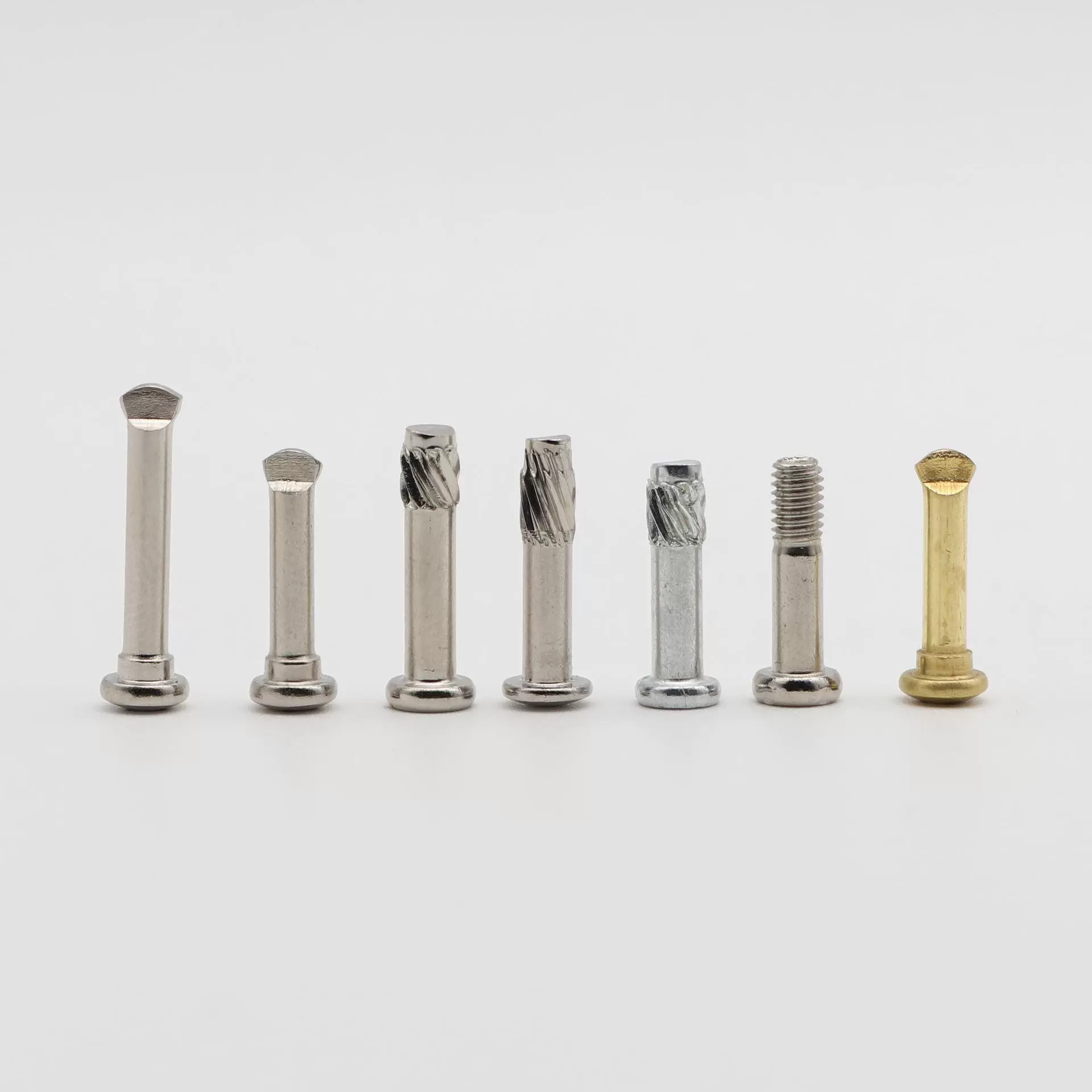 厂家供应皮带扣旋转钉皮带扣配件旋转皮带扣钉旋转钉现货批发