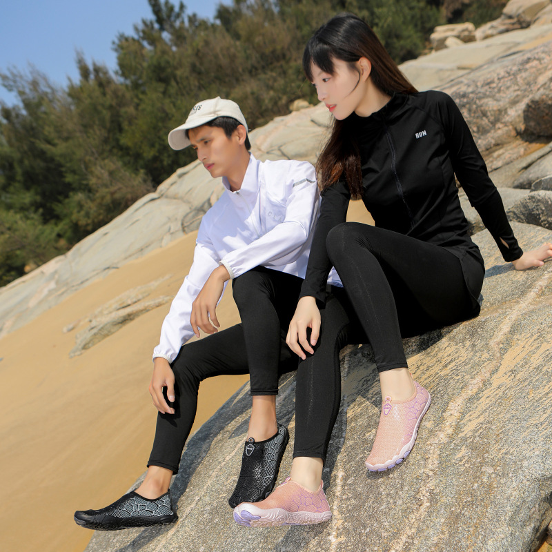 Popular Outdoor Hiking Shoes, Couple's Water Shoes, Fitness Shoes, Quick-Drying Shoes, Beach Shoes Popular Outdoor Hiking Shoes, Couple's Water Shoes, Fitness Shoes, Quick-Drying Shoes, Beach Shoes