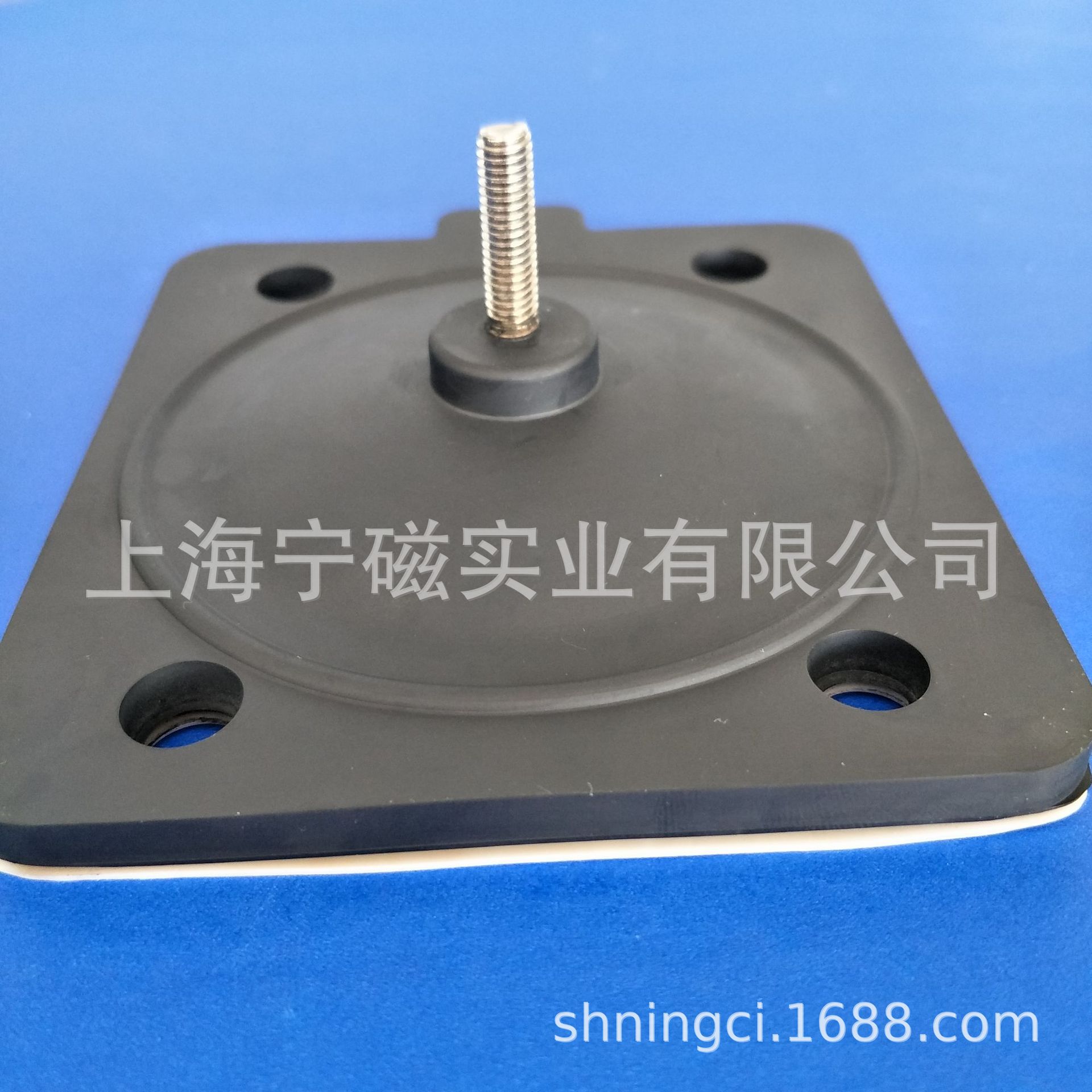 779cbd0a061b873f098ba9aa7181c3