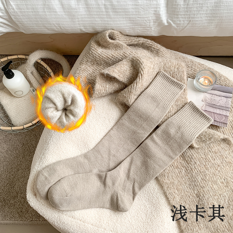 Calcetines de mujer invierno engrosado calcetines de oveja invierno calcetines de calcetines de mujer al por mayor