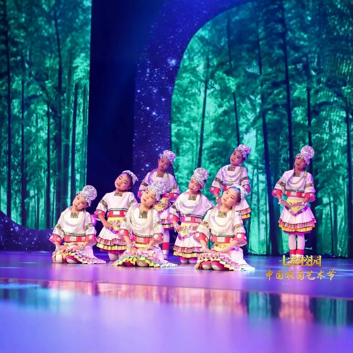 Девятый детский танец в стиле Сяохэ